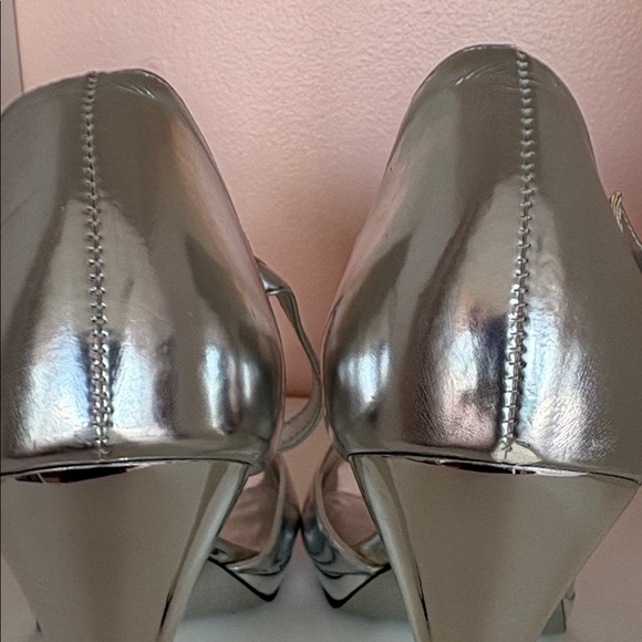 NWOB Jessica Simpson Elegant Silver High Heels in size 8B / 38 - Picture 10 of 13